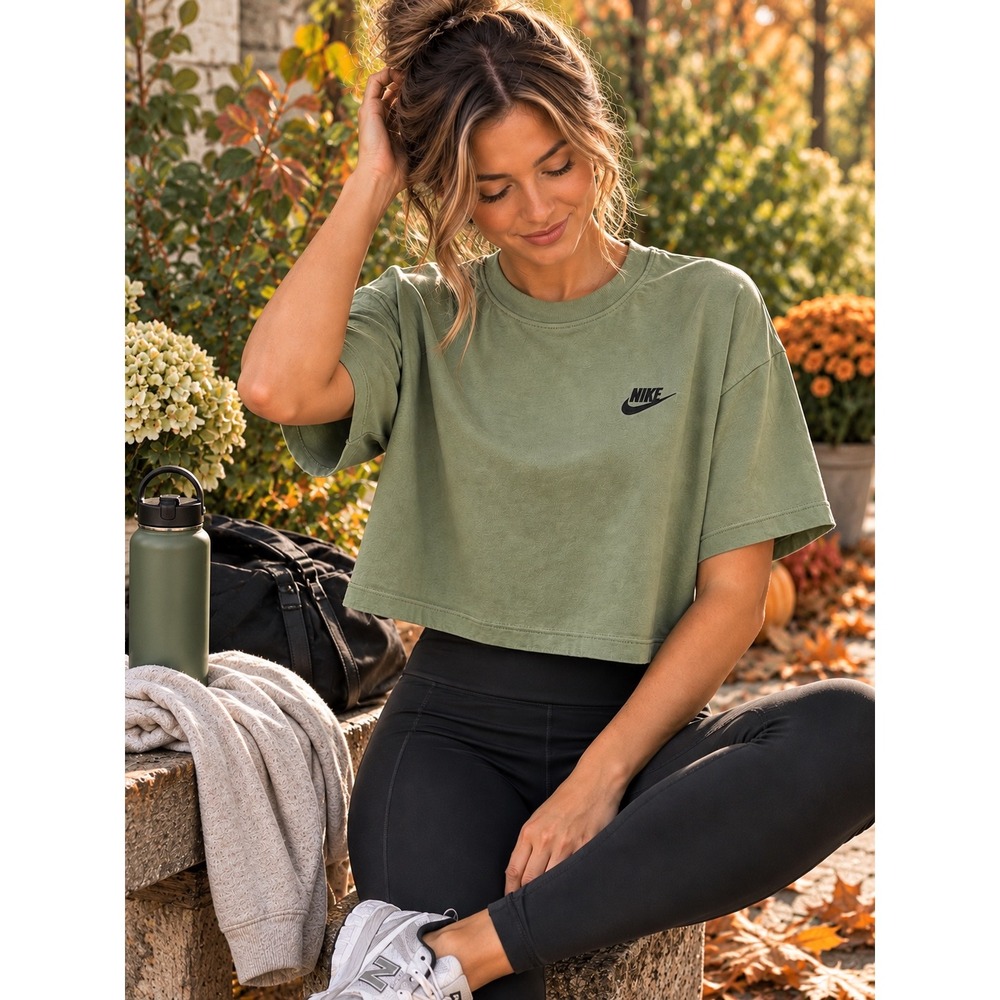 Nike Women's XL Olive Green Embroidered Swoosh Boxy Crop T-Shirt 100% Cotton